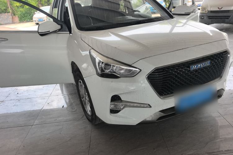 Used Haval M6 2018 1.5T Manual Two-Wheel Drive Urban Model Front Right 45 Deg
