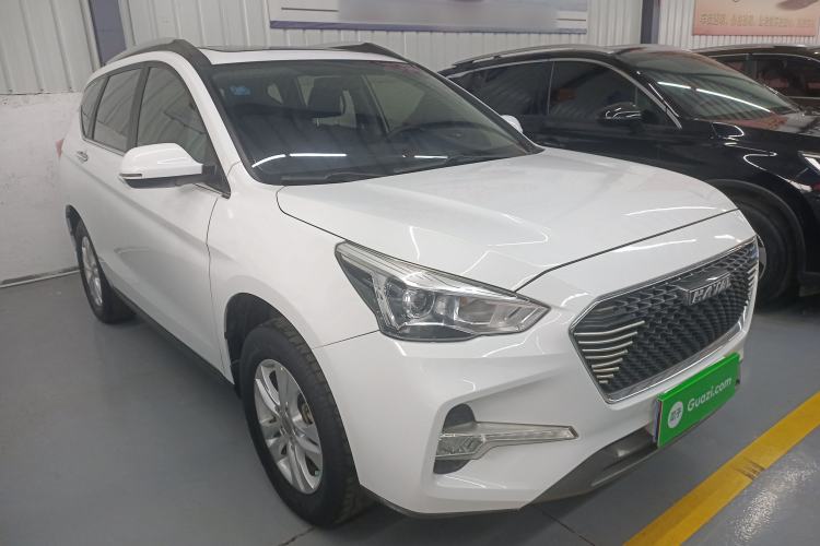 Used Haval M6 2018 1.5T Manual Two-Wheel Drive Elite Model Front Right 45 Deg