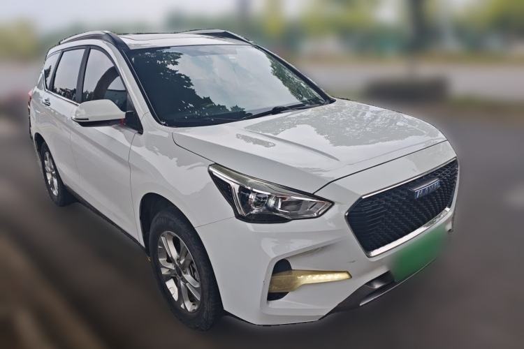 Used Haval M6 2018 1.5T DCT Two-Wheel Drive Elite Model Front Right 45 Deg