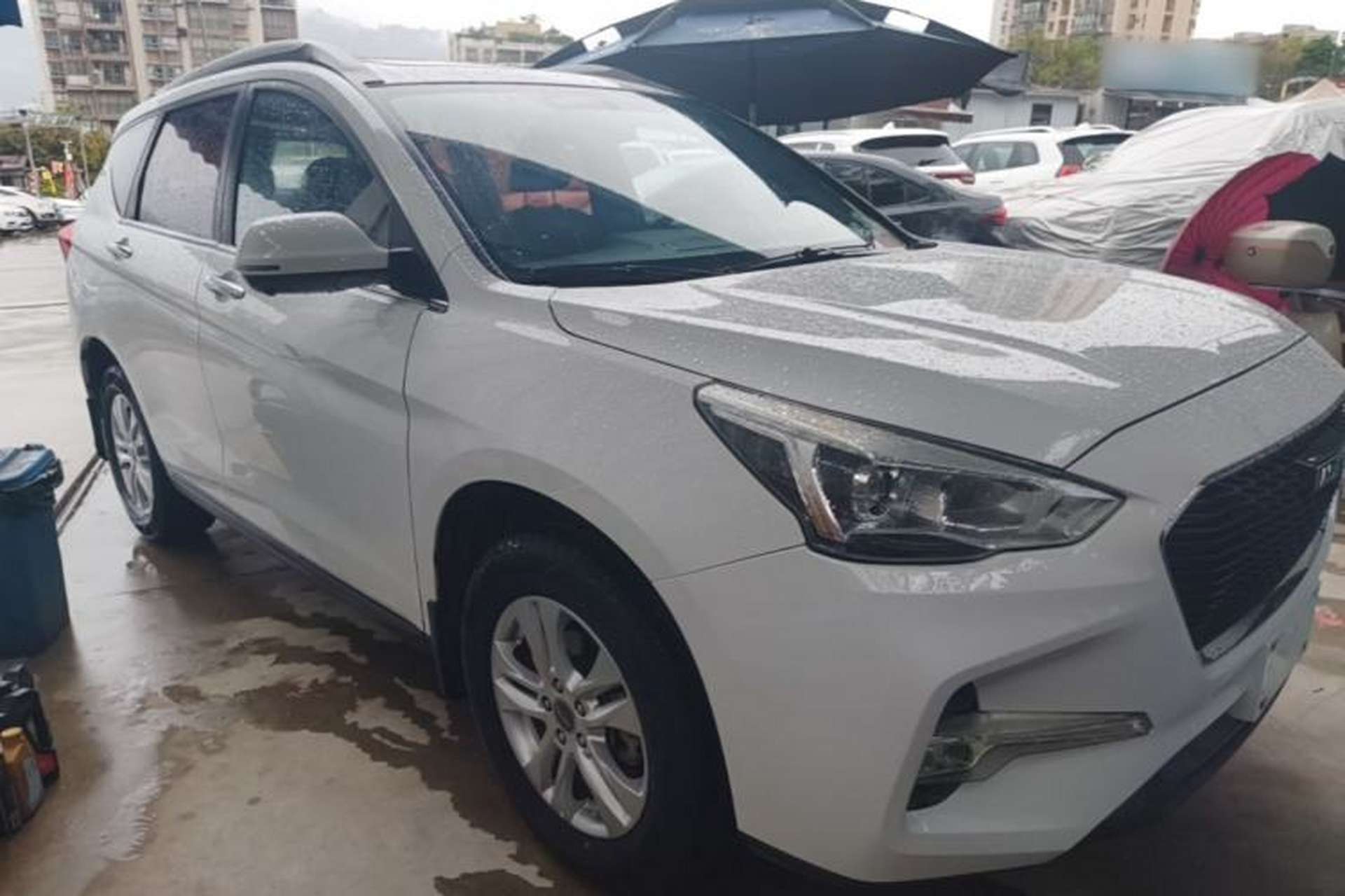 Used Haval M6 2018 Revised Version 1.5T DCT Two-Wheel Drive Elite Edition Front Right 45 Deg