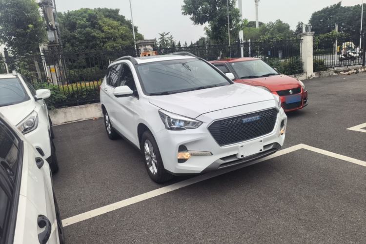 Used Haval M6 2018 1.5T DCT Two-Wheel Drive Elite Model Front Right 45 Deg