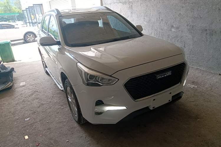 Used Haval M6 2018 1.5T Manual Two-Wheel Drive Elite Model Front Right 45 Deg