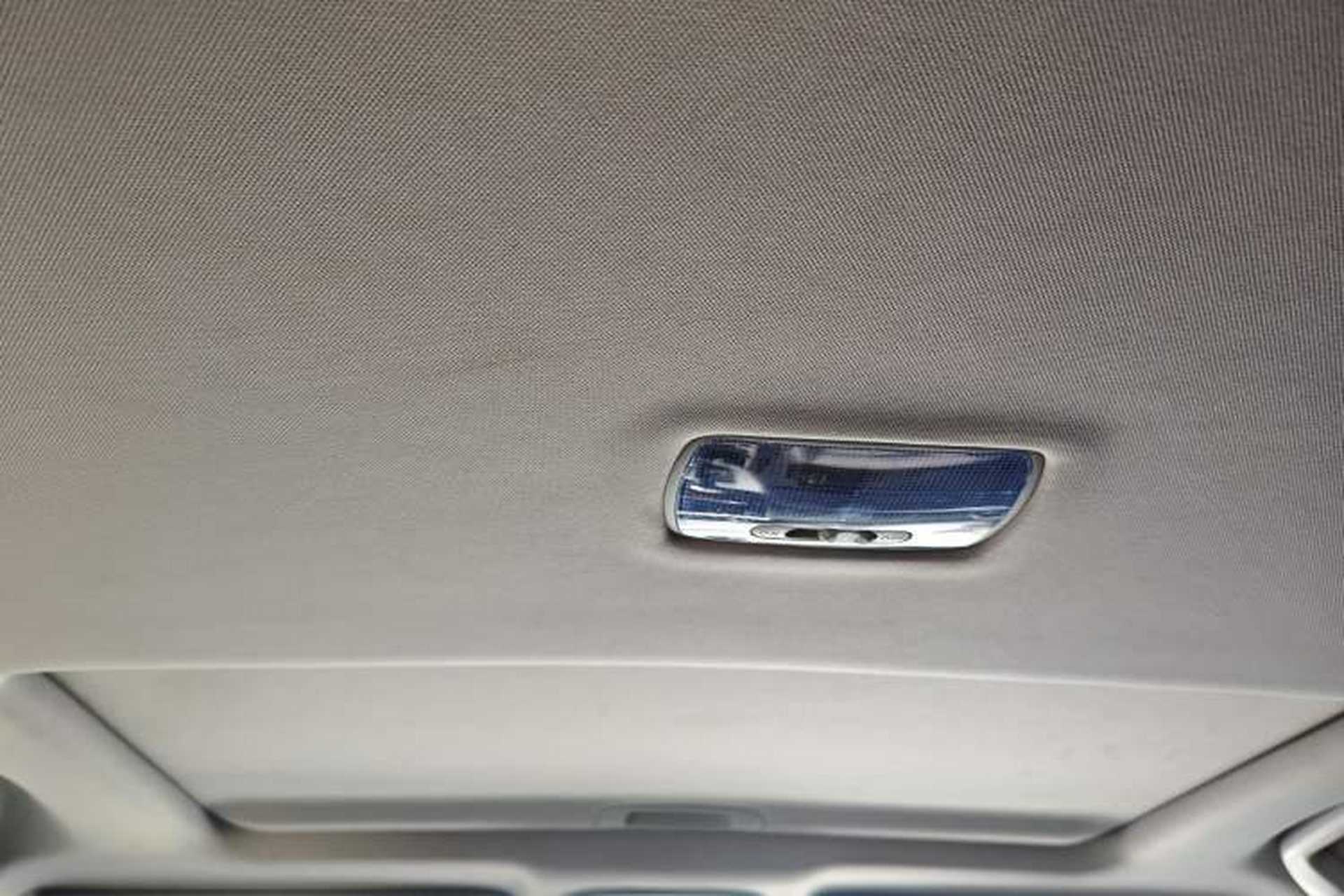 Used Haval M6 2018 Revised Version 1.5T DCT Two-Wheel Drive Elite Edition Headliner