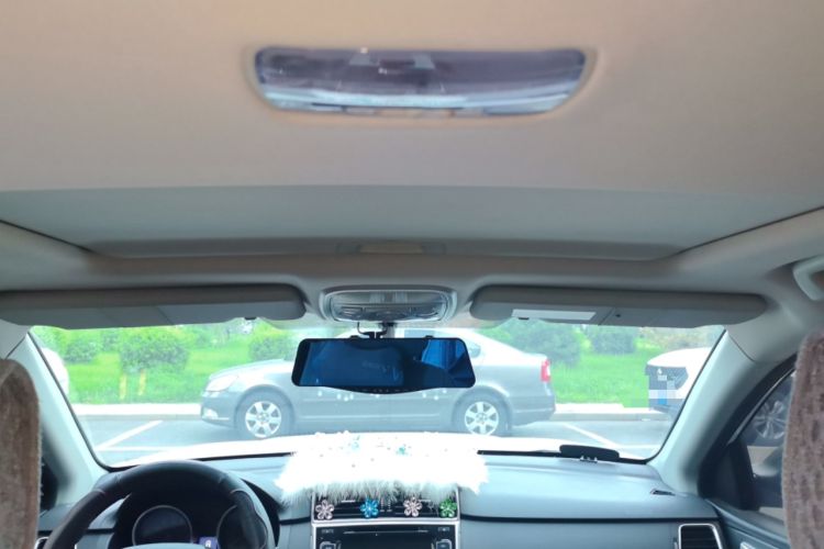 Used Haval M6 2018 1.5T DCT Two-Wheel Drive Elite Model Headliner