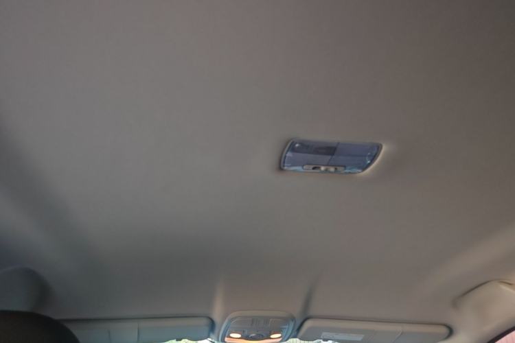 Used Haval M6 2018 1.5T Manual Two-Wheel Drive Urban Model Headliner