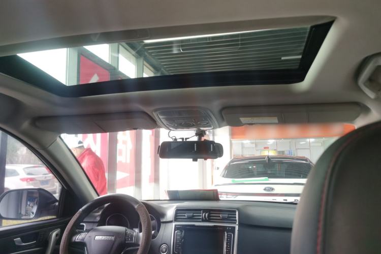 Used Haval M6 2018 Revised Version 1.5T DCT Two-Wheel Drive Elite Edition Headliner