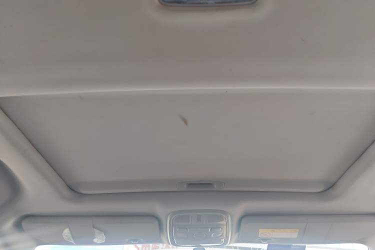 Used Haval M6 2018 Revised Version 1.5T DCT Two-Wheel Drive Elite Edition Headliner