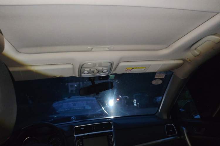 Used Haval M6 2018 1.5T DCT Two-Wheel Drive Elite Model Headliner