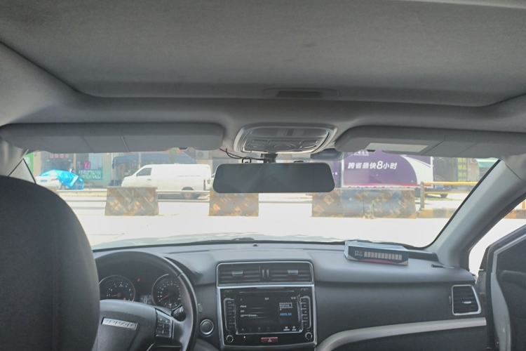 Used Haval M6 2018 1.5T DCT Two-Wheel Drive Elite Model Headliner