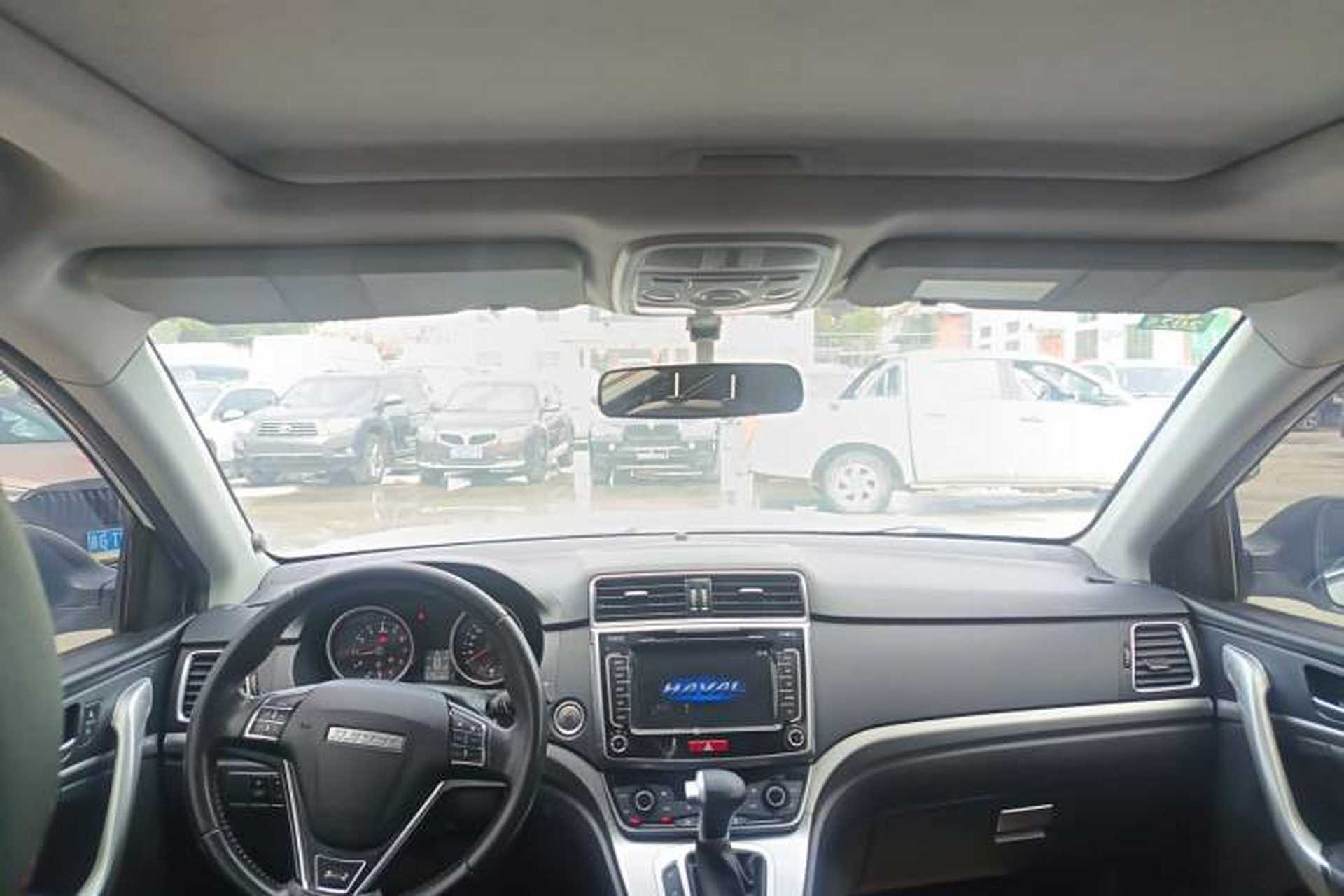 Used Haval M6 2018 Revised Version 1.5T DCT Two-Wheel Drive Elite Edition Headliner