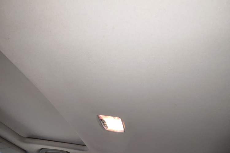 Used Haval M6 2018 1.5T DCT Two-Wheel Drive Elite Model Headliner