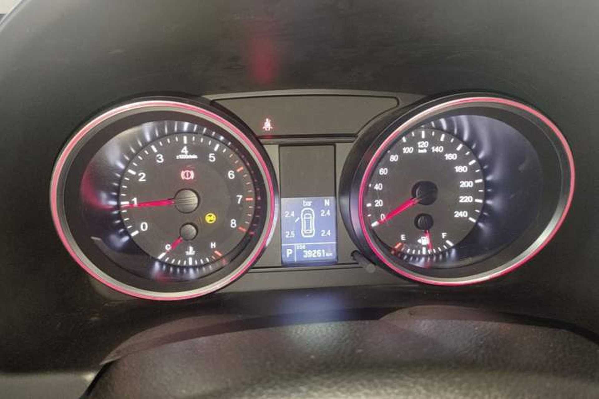 Used Haval M6 2018 Revised Version 1.5T DCT Two-Wheel Drive Elite Edition Instrument Cluster