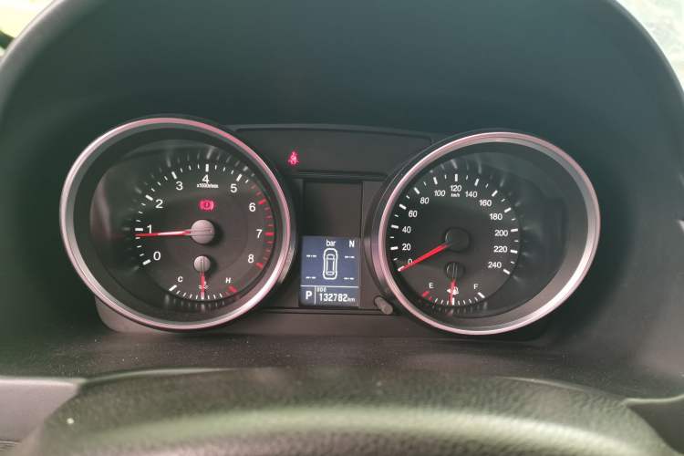 Used Haval M6 2018 Revised Version 1.5T DCT Two-Wheel Drive Elite Edition Instrument Cluster