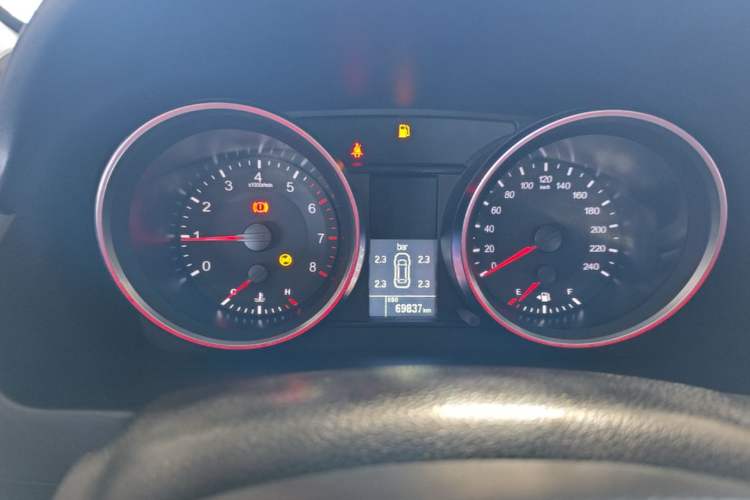 Used Haval M6 2018 1.5T Manual Two-Wheel Drive Elite Model Instrument Cluster