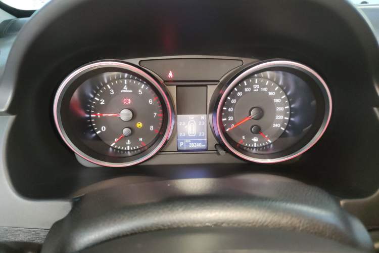 Used Haval M6 2018 Revised Version 1.5T DCT Two-Wheel Drive Elite Edition Instrument Cluster