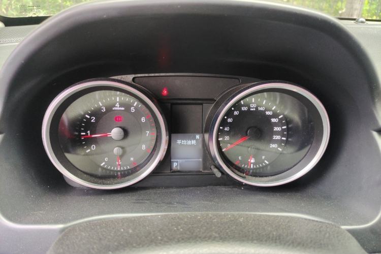 Used Haval M6 2018 Revised Version 1.5T DCT Two-Wheel Drive Elite Edition Instrument Cluster