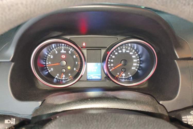 Used Haval M6 2018 Revised Version 1.5T DCT Two-Wheel Drive Urban Style Instrument Cluster