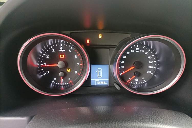 Used Haval M6 2018 1.5T Manual Two-Wheel Drive Urban Model Instrument Cluster