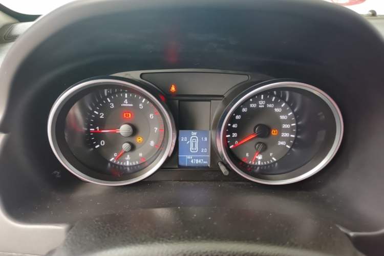 Used Haval M6 2018 1.5T Manual Two-Wheel Drive Elite Model Instrument Cluster