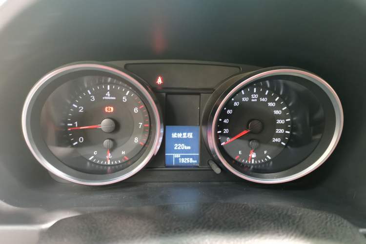 Used Haval M6 2018 1.5T Manual Two-Wheel Drive Elite Model Instrument Cluster