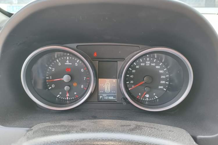 Used Haval M6 2018 1.5T DCT Two-Wheel Drive Elite Model Instrument Cluster