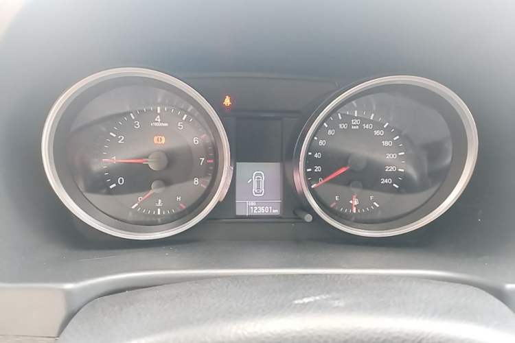 Used Haval M6 2018 1.5T Manual Two-Wheel Drive Urban Model Instrument Cluster