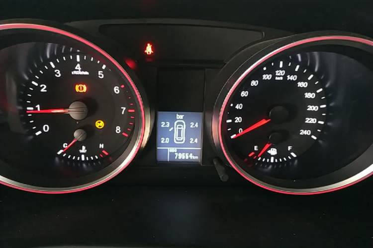 Used Haval M6 2018 1.5T Manual Two-Wheel Drive Elite Model Instrument Cluster