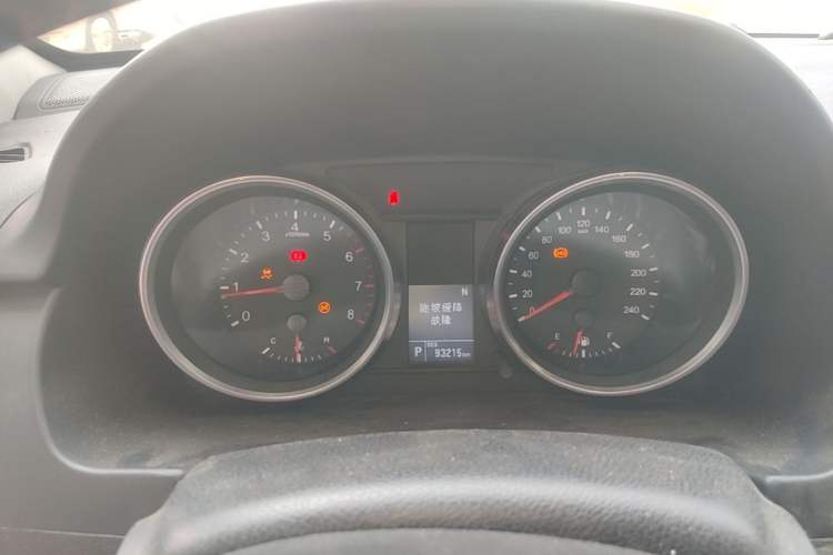 Used Haval M6 2018 Revised Version 1.5T DCT Two-Wheel Drive Elite Edition Instrument Cluster