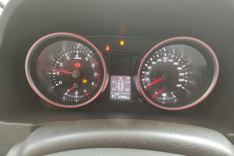 Used Haval M6 2018 Revised Version 1.5T DCT Two-Wheel Drive Elite Edition Instrument Cluster