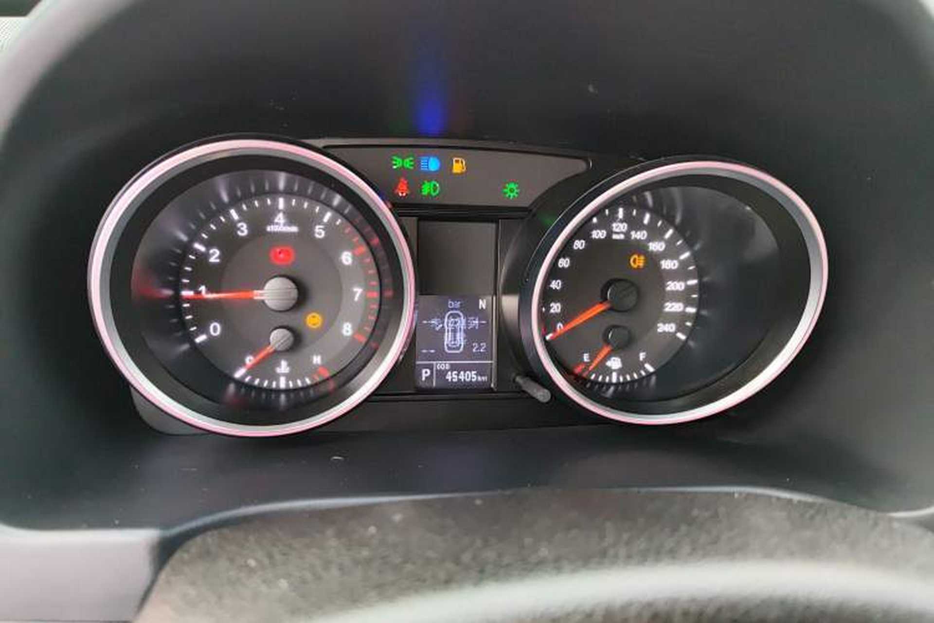 Used Haval M6 2018 1.5T DCT Two-Wheel Drive Elite Model Instrument Cluster