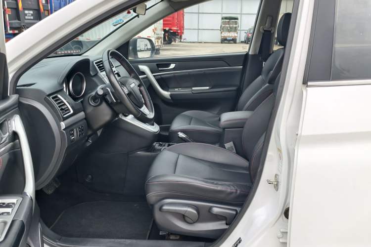 Used Haval M6 2018 1.5T DCT Two-Wheel Drive Elite Model Interior 1