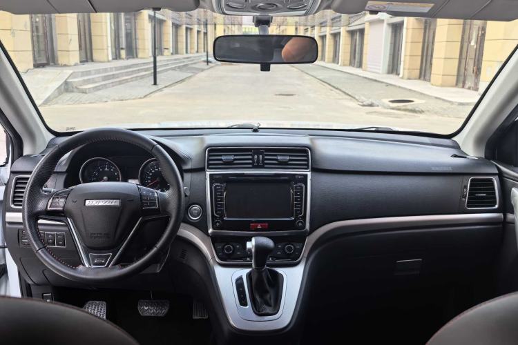 Used Haval M6 2018 Revised Version 1.5T DCT Two-Wheel Drive Elite Edition Interior 1