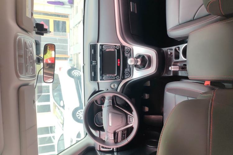 Used Haval M6 2018 1.5T Manual Two-Wheel Drive Elite Model Interior 4