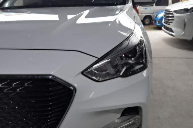 Used Haval M6 2018 1.5T Manual Two-Wheel Drive Urban Model Left Front Headlight