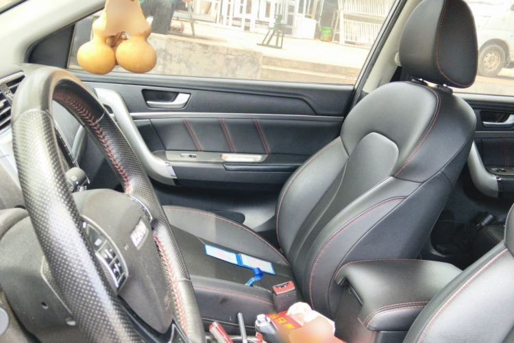 Used Haval M6 2018 Revised Version 1.5T DCT Two-Wheel Drive Elite Edition Left Front Seat