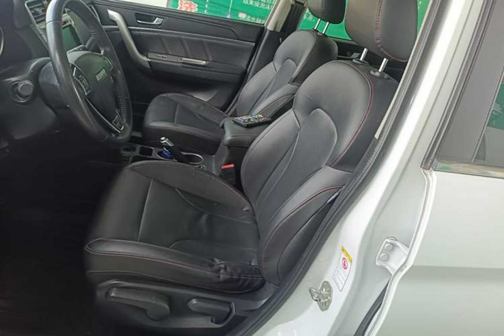 Used Haval M6 2018 Revised Version 1.5T DCT Two-Wheel Drive Elite Edition Left Front Seat