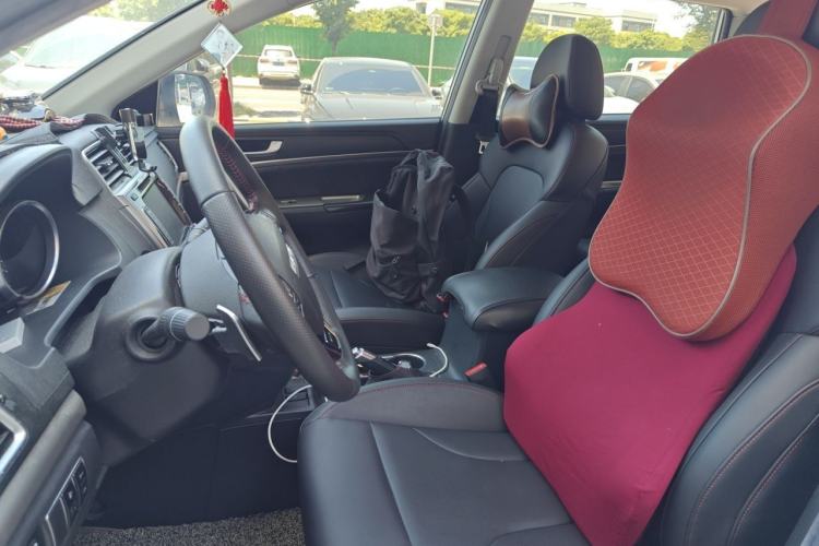 Used Haval M6 2018 1.5T DCT Two-Wheel Drive Elite Model Left Front Seat
