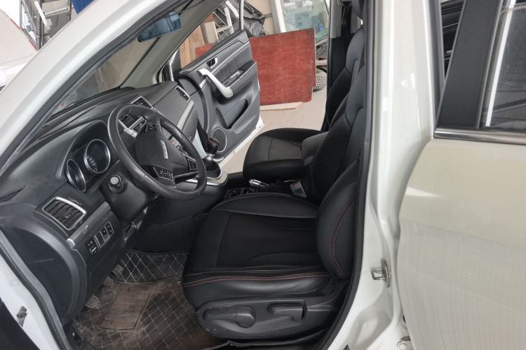Used Haval M6 2018 1.5T Manual Two-Wheel Drive Urban Model Left Front Seat