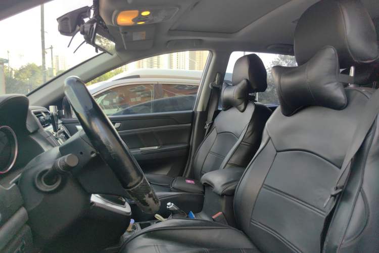Used Haval M6 2018 1.5T Manual Two-Wheel Drive Elite Model Left Front Seat