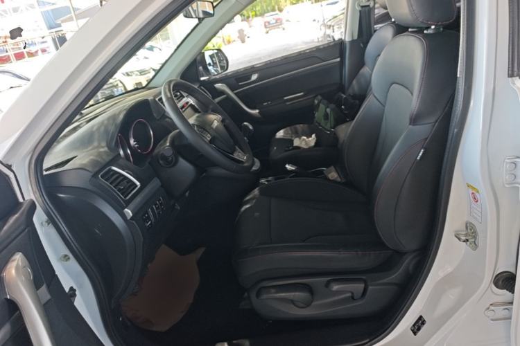 Used Haval M6 2018 1.5T Manual Two-Wheel Drive Elite Model Left Front Seat