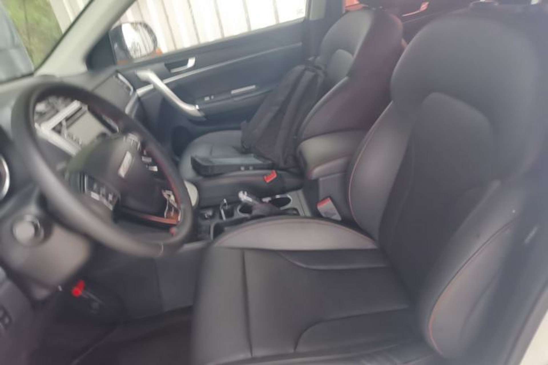 Used Haval M6 2018 Revised Version 1.5T DCT Two-Wheel Drive Elite Edition Left Front Seat