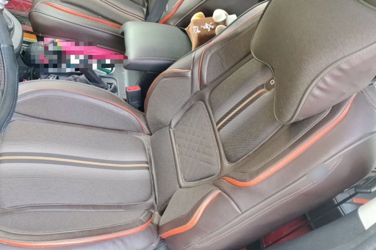 Used Haval M6 2018 1.5T Manual Two-Wheel Drive Elite Model Left Front Seat