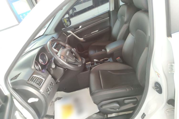 Used Haval M6 2018 Revised Version 1.5T DCT Two-Wheel Drive Elite Edition Left Front Seat