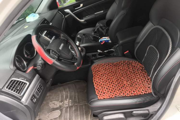 Used Haval M6 2018 1.5T Manual Two-Wheel Drive Elite Model Left Front Seat