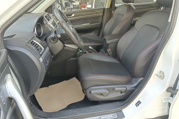 Used Haval M6 2018 Revised Version 1.5T DCT Two-Wheel Drive Urban Style Left Front Seat