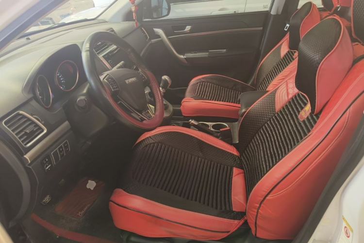 Used Haval M6 2018 1.5T Manual Two-Wheel Drive Elite Model Left Front Seat