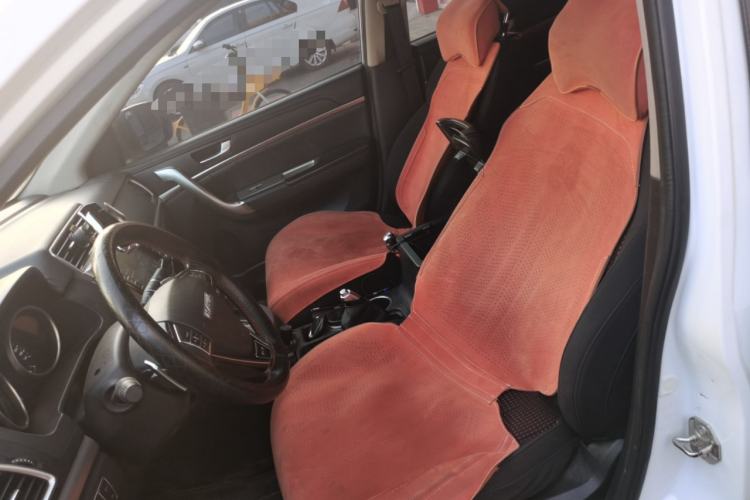 Used Haval M6 2018 Revised Version 1.5T DCT Two-Wheel Drive Urban Style Left Front Seat