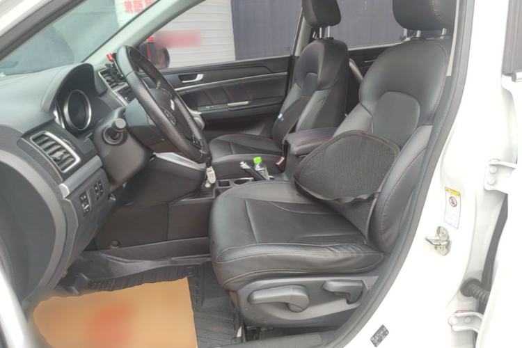 Used Haval M6 2018 1.5T Manual Two-Wheel Drive Elite Model Left Front Seat