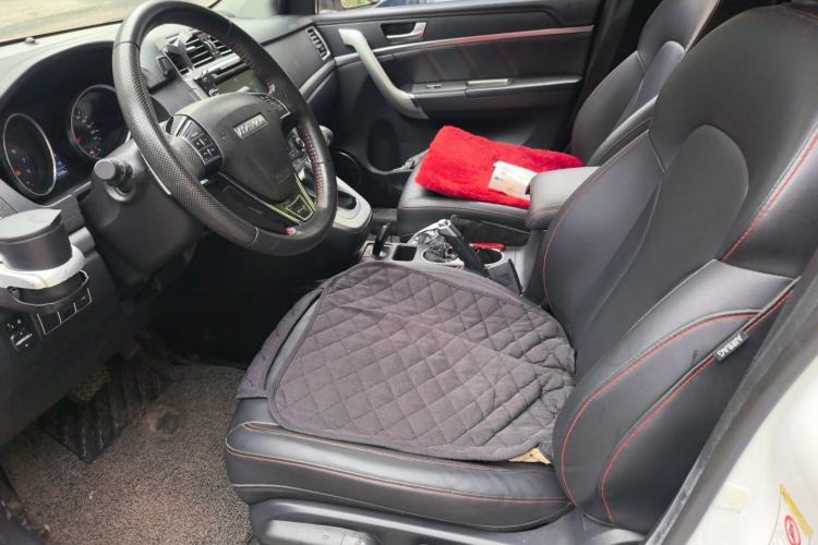 Used Haval M6 2018 Revised Version 1.5T DCT Two-Wheel Drive Elite Edition Left Front Seat