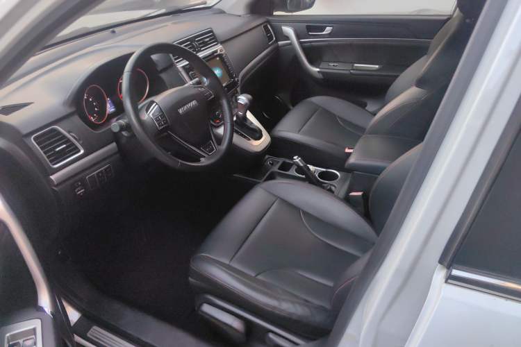 Used Haval M6 2018 1.5T DCT Two-Wheel Drive Elite Model Left Front Seat